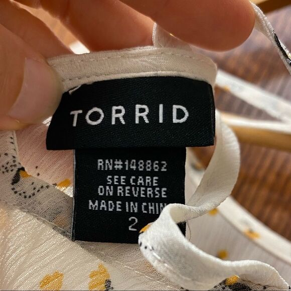 Torrid cream and‎ yellow FLORAL PRINT CHIFFON RUFFLE BELL SLEEVE STRAPPY BLOUSE - Picture 5 of 8